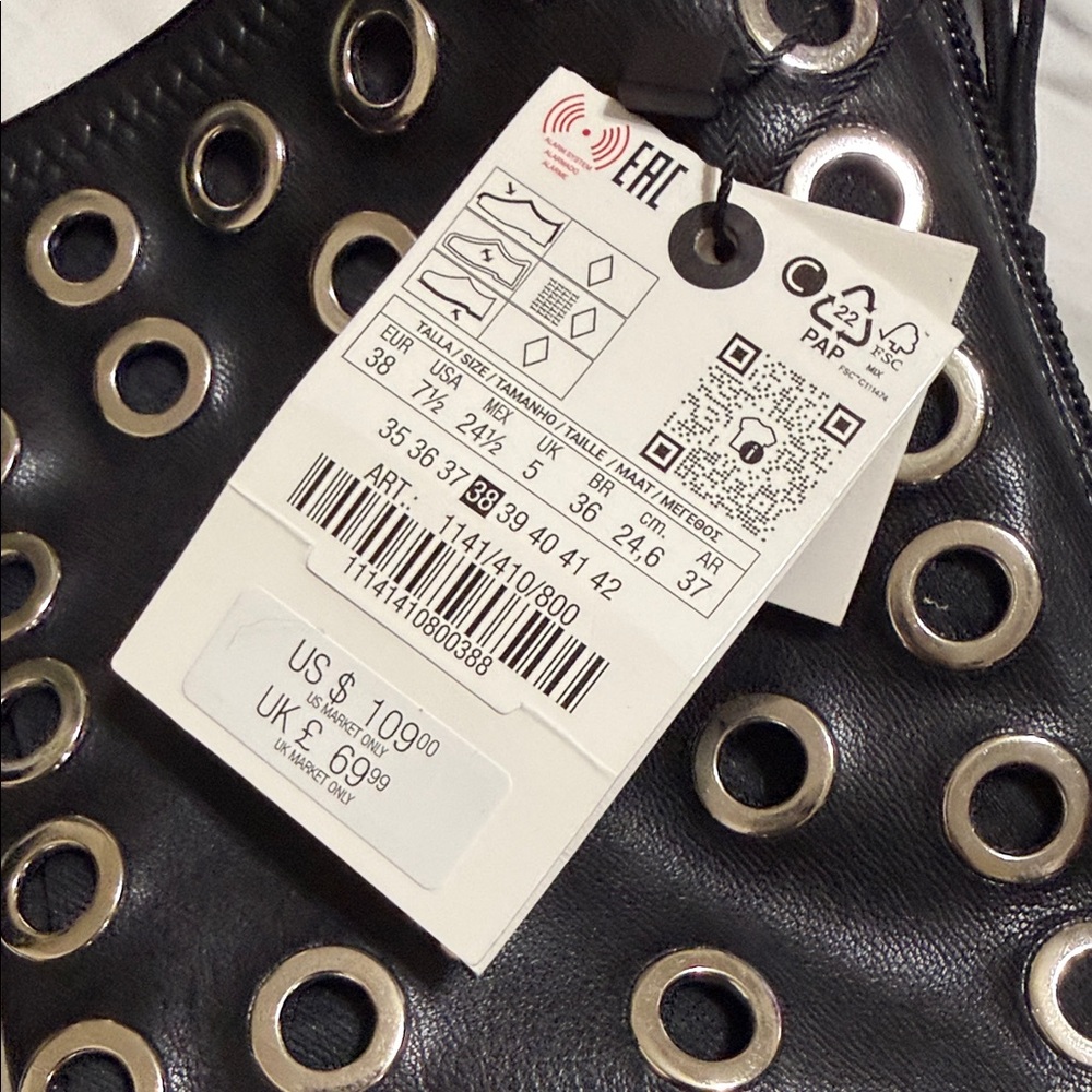 Zara Black Metal Grommet Heeled Ankle Boots. - Picture 6 of 8